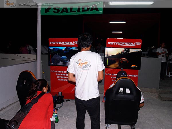 Simuladores de Autos Pro en las 6 horas peruanas PetroPeru - La Chutana