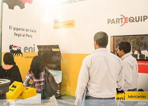 Simulador de Camión en Perumin 2015 con ENI Lubricantes
