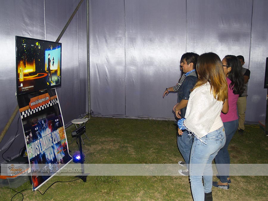 Videojuegos y Simuladores de Autos PRO Evento empresarial BCP Fest 2016