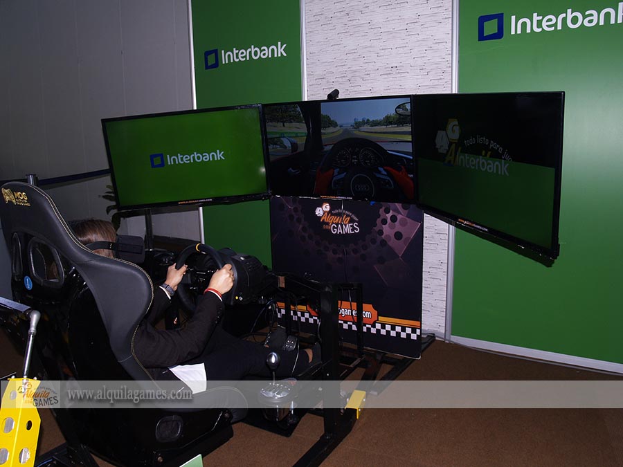 Simulador de Autos PRO 4D VR con realidad virtual en Interbank