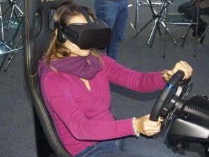 Simulador de Autos PRO 4D VR - Salón del Automovil de Interbank