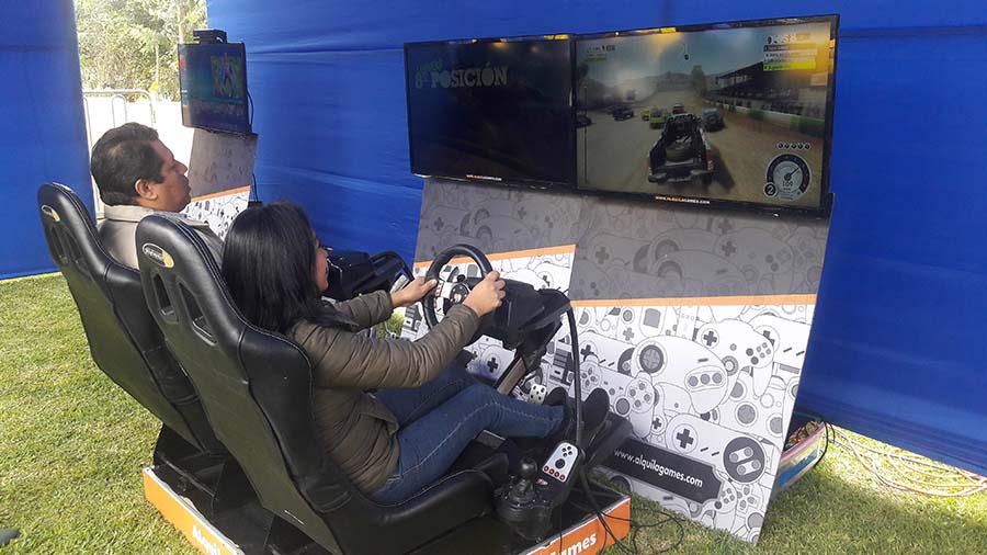 Simuladores de Autos PRO y Videojuegos en Fiestas empresariales